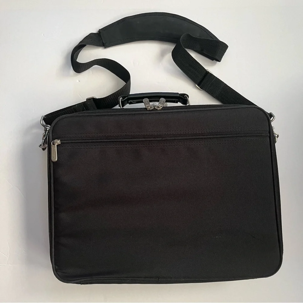Vintage Targus Air Laptop Briefcase 15
